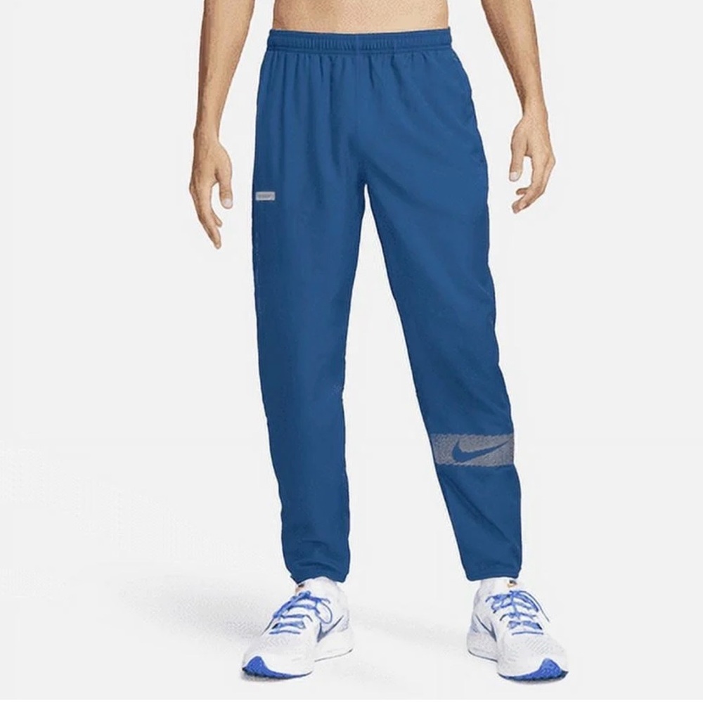 Nike Challenger Flash Dri-Fit Woven Blue Running Pants Men Sz M FB8560-476 Logo
